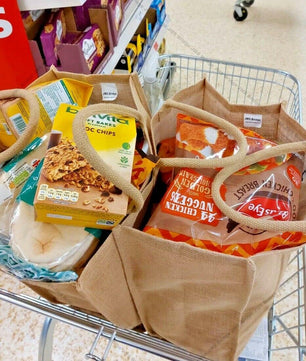 JMS Bridge 10 x Large Jute Burlap Tote Bags with Laminated Interior – Size 45cm x 39cm x 21cm – Waterproof Reusable Hessian Bags with Handles – Eco-Friendly Gift Bags for Shopping, Beach, Crafting