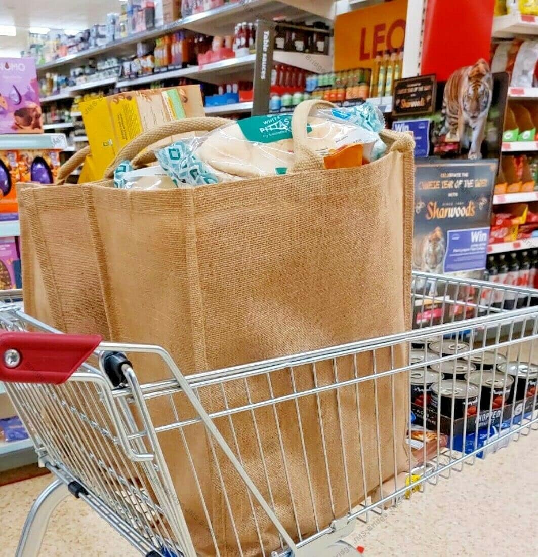 JMS Bridge 10 x Large Jute Burlap Tote Bags with Laminated Interior – Size 45cm x 39cm x 21cm – Waterproof Reusable Hessian Bags with Handles – Eco-Friendly Gift Bags for Shopping, Beach, Crafting